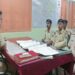 टेल्को थाने में पुलिस अधिकारियों को आवश्यक दिशा-निर्देश देते एसएसपी प्रभात कुमार.